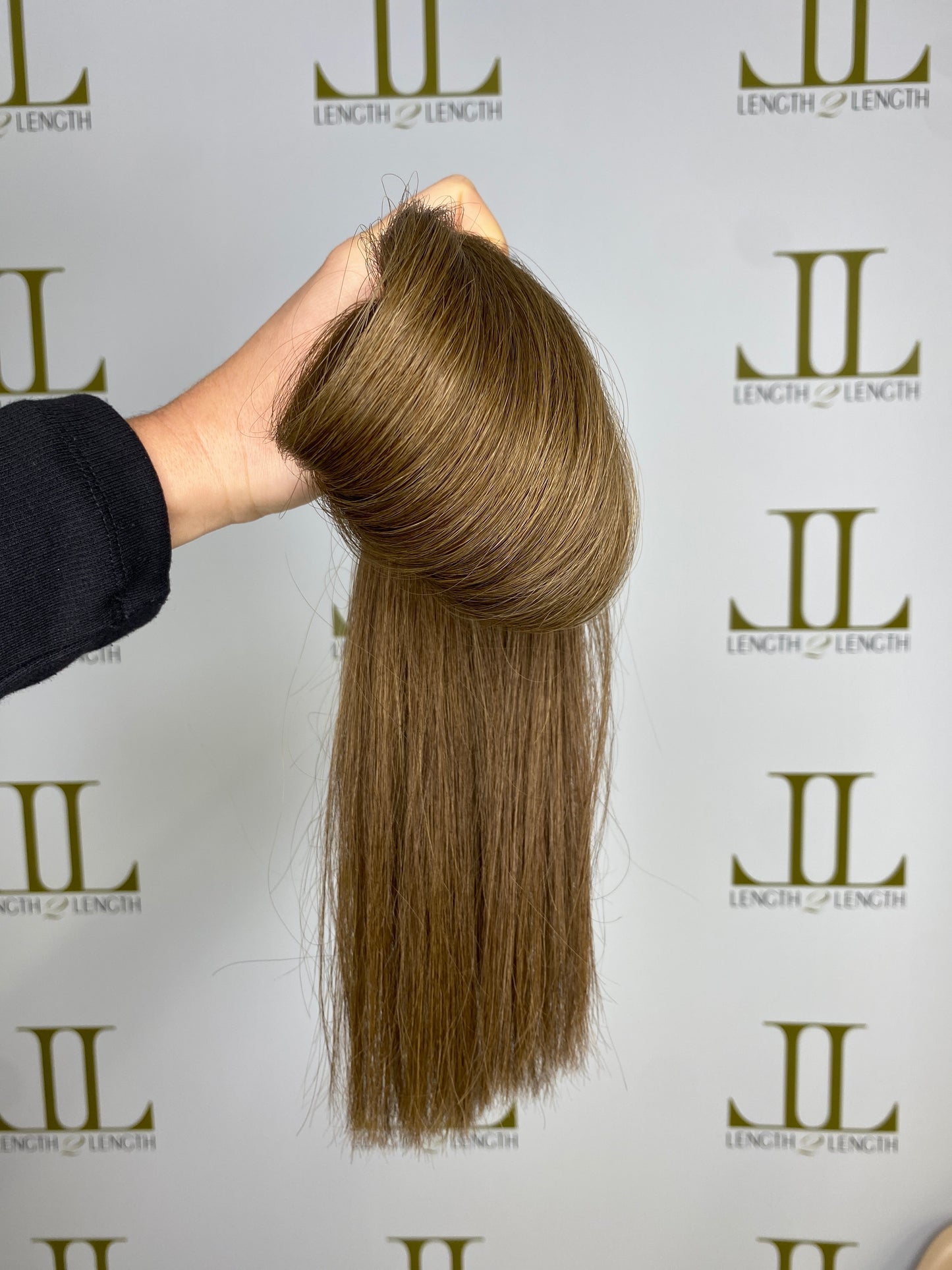 Ash Brown Flat Weft 22-24” 50g *SALE*