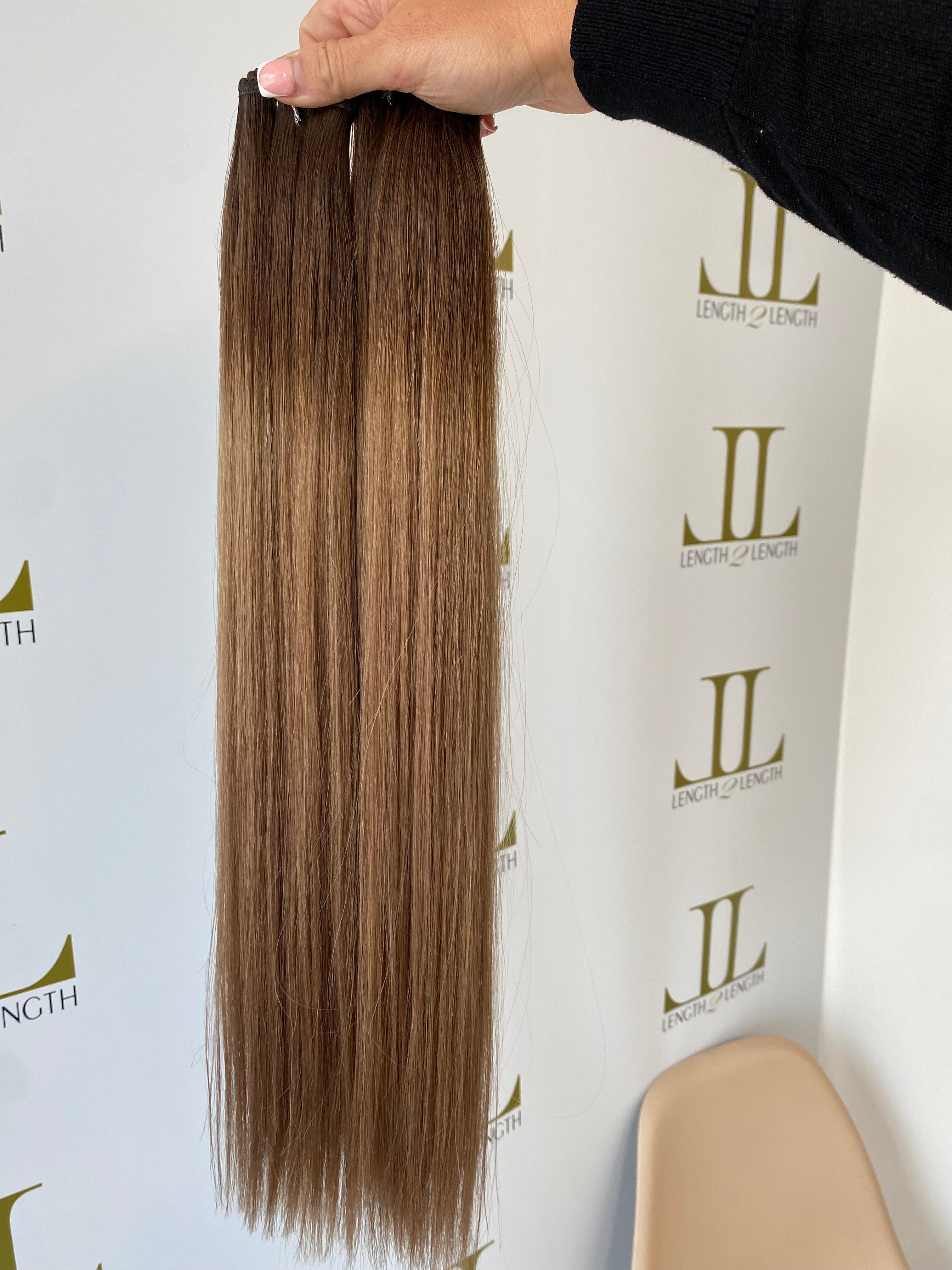 *SALE* Flat Weft Ombre dark brown / light brown  20/22”