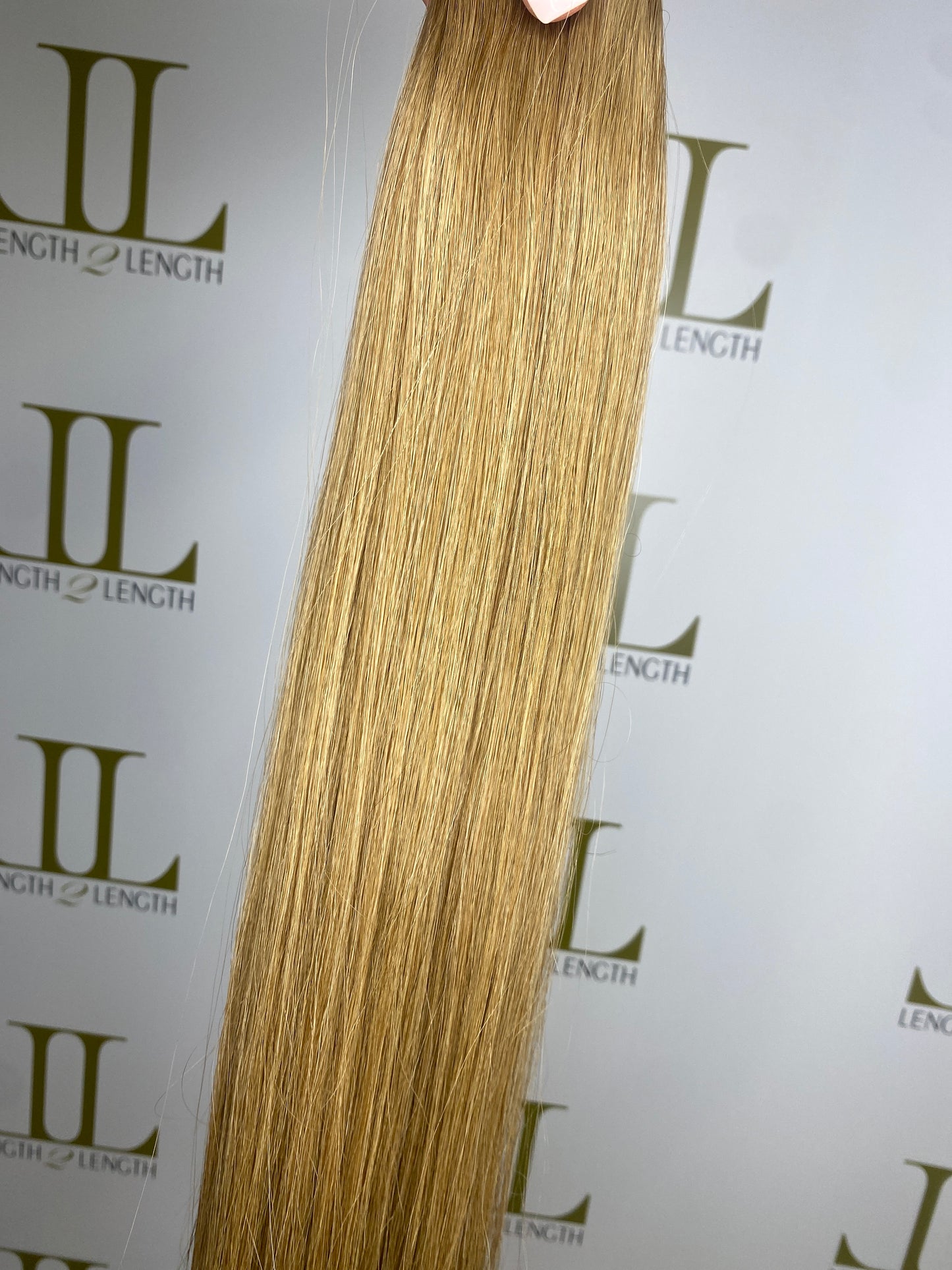 Warm Toffee Blonde Flat Weft 20-22” 50g *SALE*